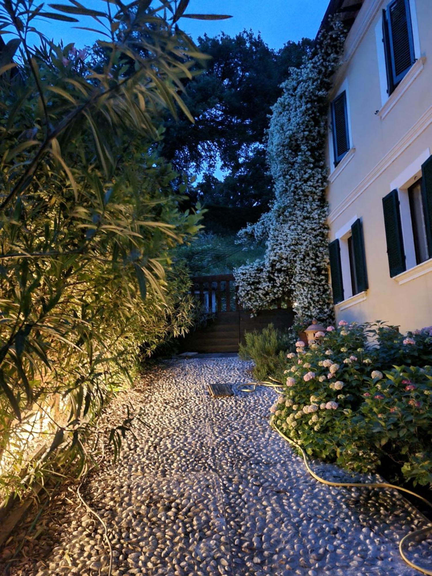 Casa Zia Cianetta Residenza Di Campagna Guest House Capodacqua  Bagian luar foto